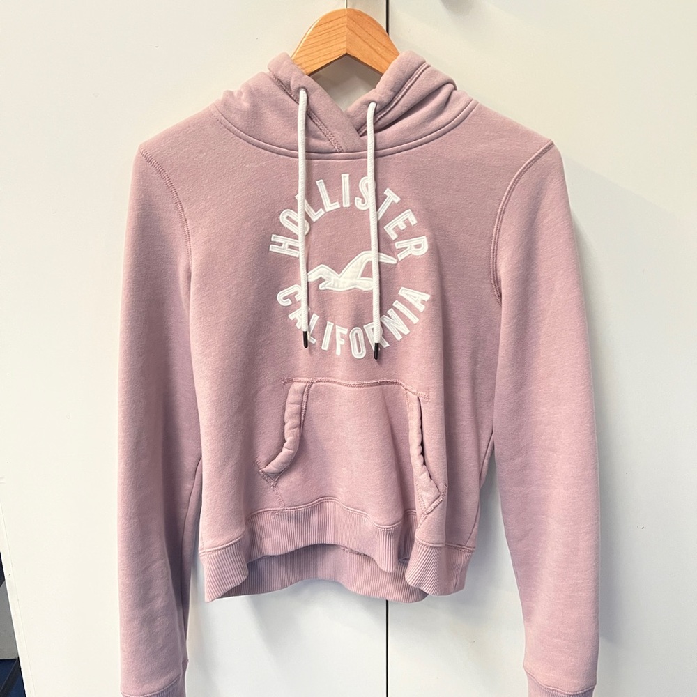 Light purple/lavender Hollister hoodie